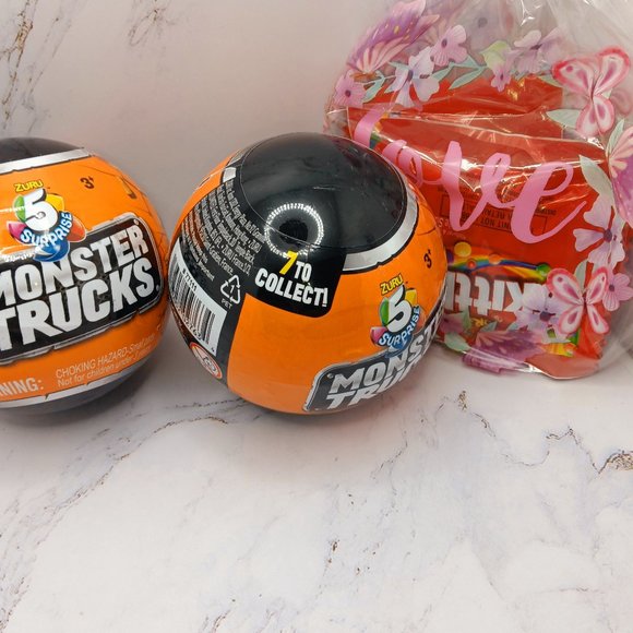 Monster Truck Surprise Ball Mini 2 Pack  NWT ( BIRTHDAY GIFT KIDS) - Picture 4 of 4